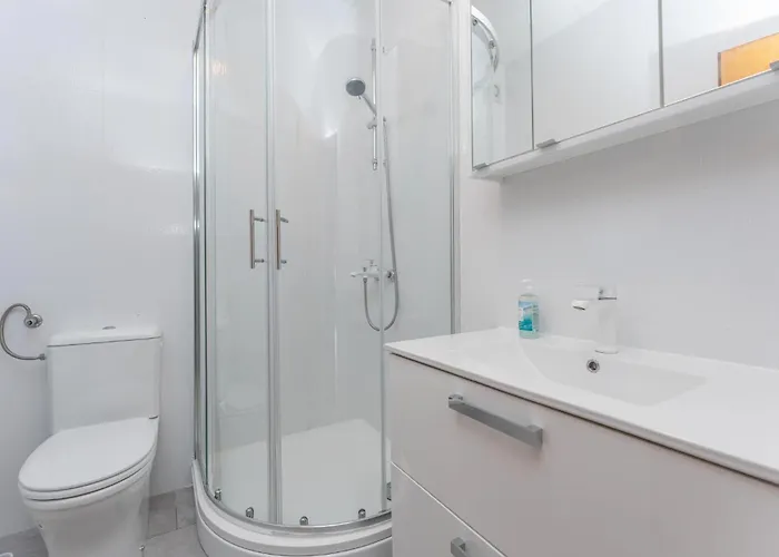 3 Bedroom Lovely In * Dobropoljana