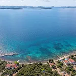Gorgeous In * Dobropoljana