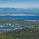 Gorgeous In Holiday home *