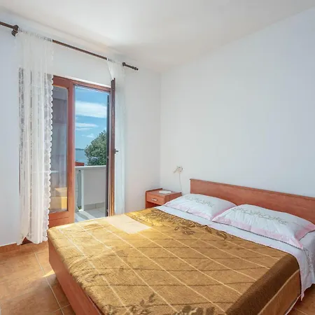 Amazing Home In Dobropoljana With Private Swimming Pool, Can Be Inside Or Outside