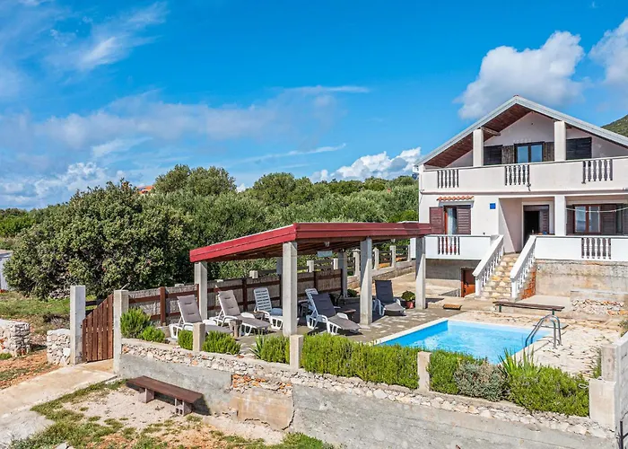 3 Bedroom Lovely In * Dobropoljana